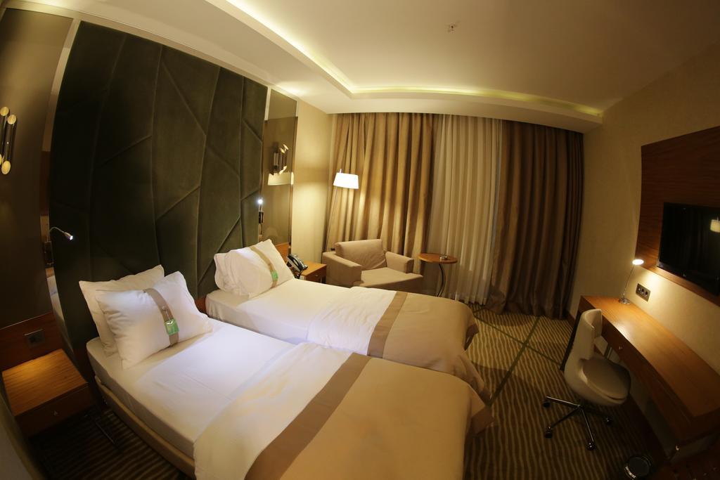 Holiday Inn Gaziantep By Ihg Экстерьер фото