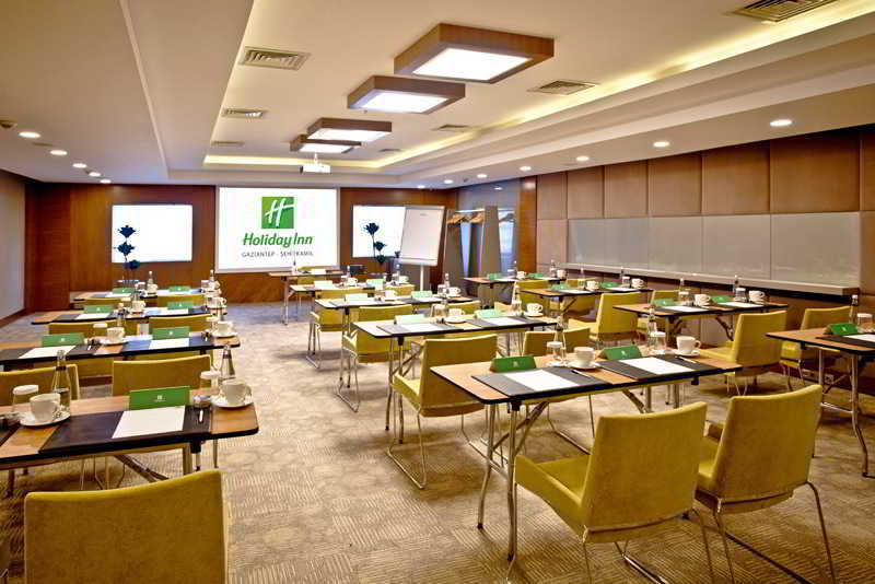 Holiday Inn Gaziantep By Ihg Экстерьер фото